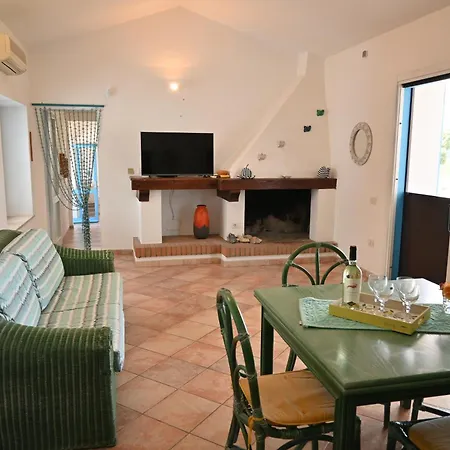 Villa Con Piscina A Perda Longa, 2 Da Letto E 2 Bagni