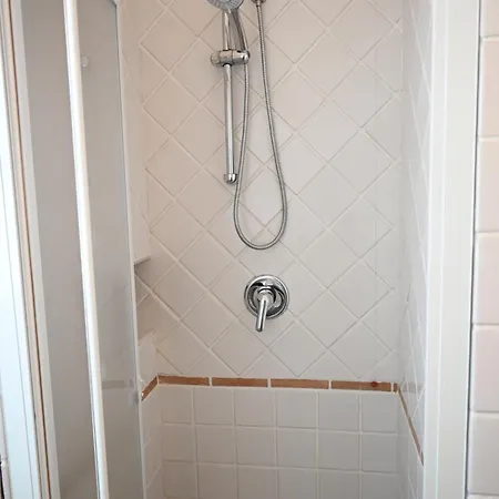 Con Piscina A Perda Longa, 2 Da Letto E 2 Bagni