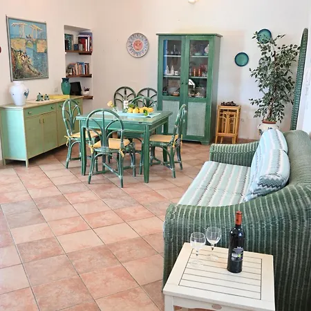 Con Piscina A Perda Longa, 2 Da Letto E 2 Bagni Villa